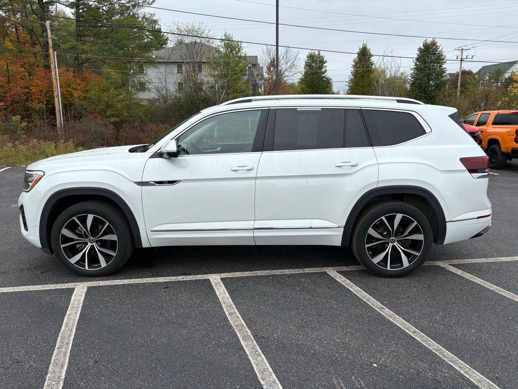 2025 Volkswagen Atlas SEL Premium R-Line — SUV — 7,054 mi — Middlebury, VT