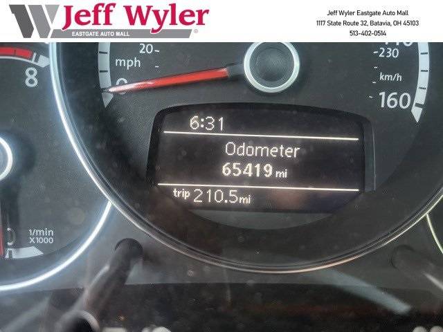 2013 Volkswagen Beetle Turbo — Hatchback — 105,370 mi — Batavia, OH