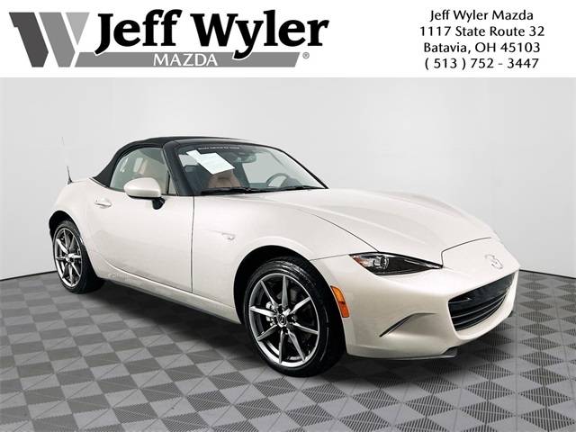 2022 Mazda MX-5 Miata Grand Touring — Convertible — 4,040 mi — Batavia, OH