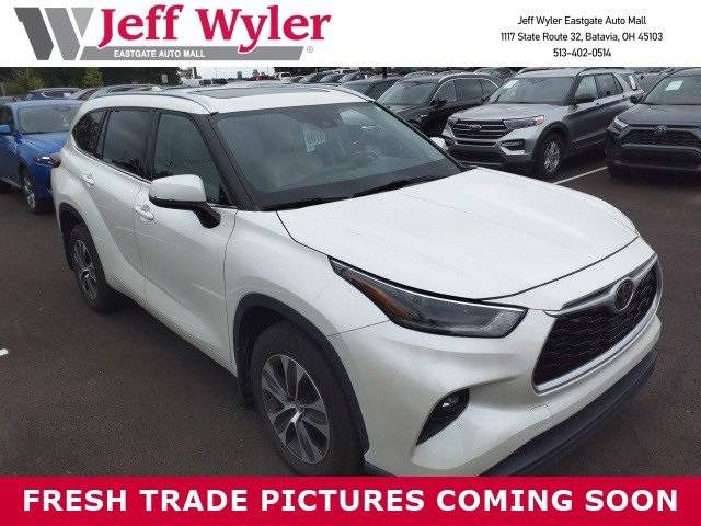2021 Toyota Highlander XLE — SUV — 47,739 mi — Batavia, OH