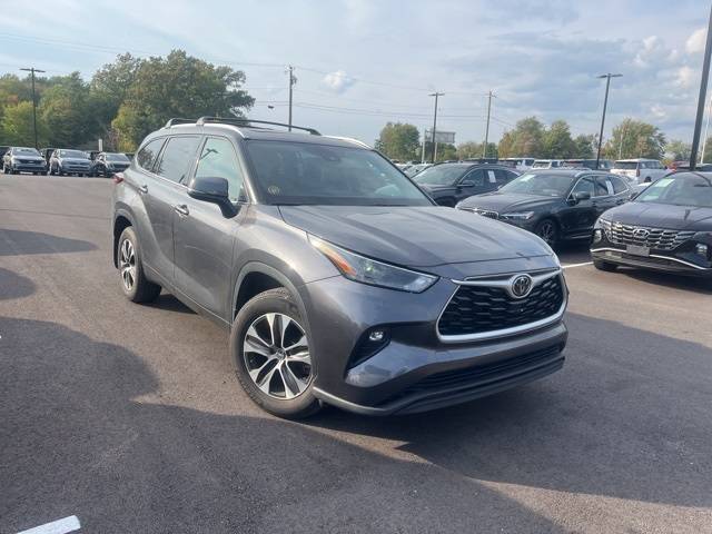 2022 Toyota Highlander XLE — SUV — 42,468 mi — Batavia, OH