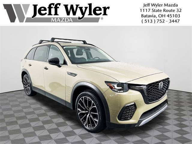 2025 Mazda CX-70 Plug-In Hybrid Premium — SUV — 4,208 mi — Batavia, OH