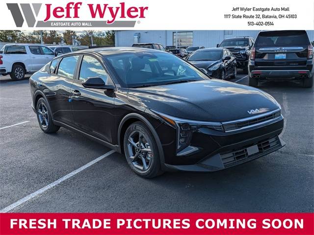 2025 Kia K4 LXS — Sedan — 4,900 mi — Batavia, OH