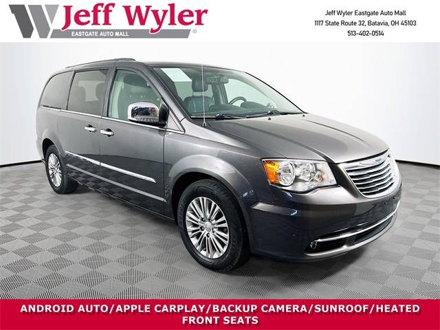 2016 Chrysler Town & Country Touring-L Anniversary Edition — Minivan — 135,016 mi — Batavia, OH