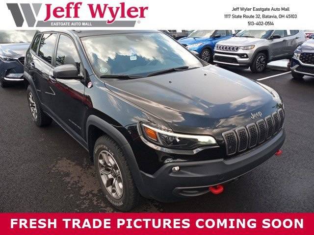 2021 Jeep Cherokee Trailhawk — SUV — 18,680 mi — Batavia, OH