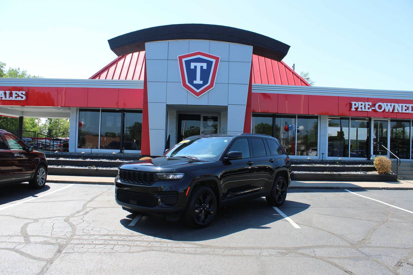 2023 Jeep Grand Cherokee Altitude — SUV — 63,575 mi — Taylor, MI