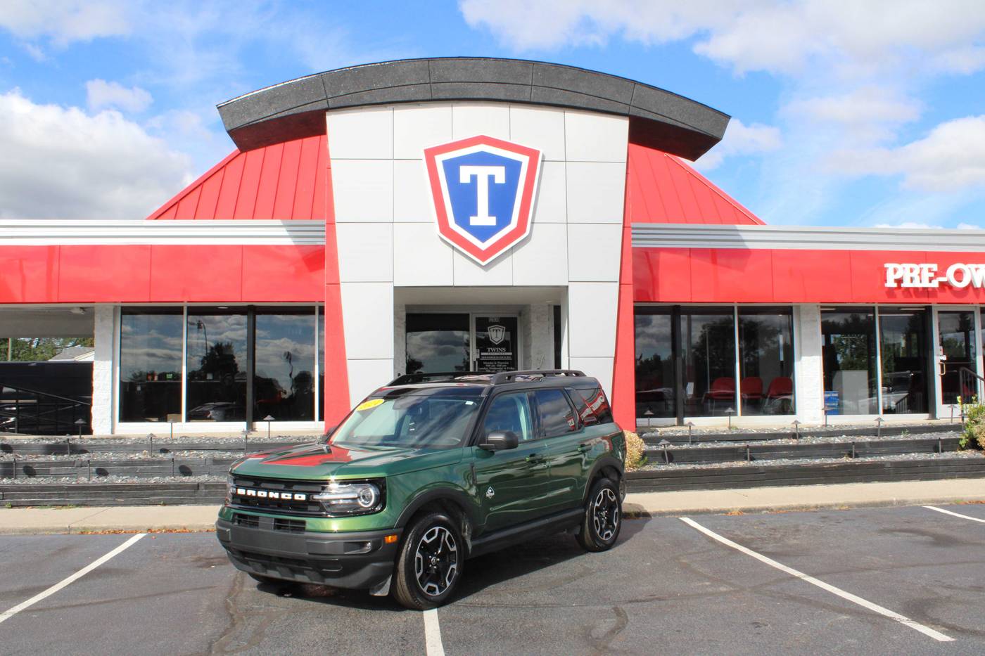 2024 Ford Bronco Sport Outer Banks — SUV — 33,027 mi — Taylor, MI