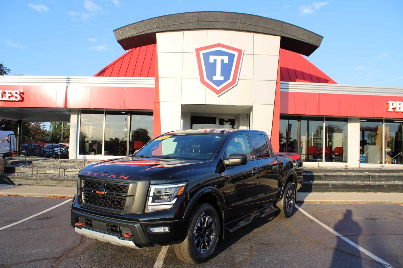 2021 Nissan Titan PRO-4X — Pickup Truck — 57,375 mi — Taylor, MI