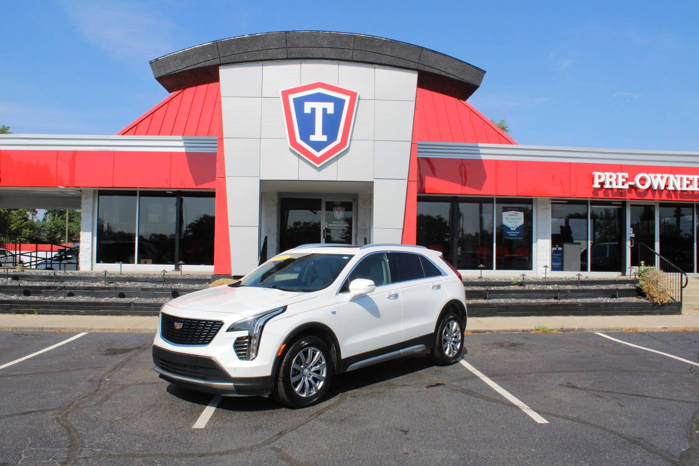 2021 Cadillac XT4 Premium Luxury — SUV — 37,943 mi — Taylor, MI