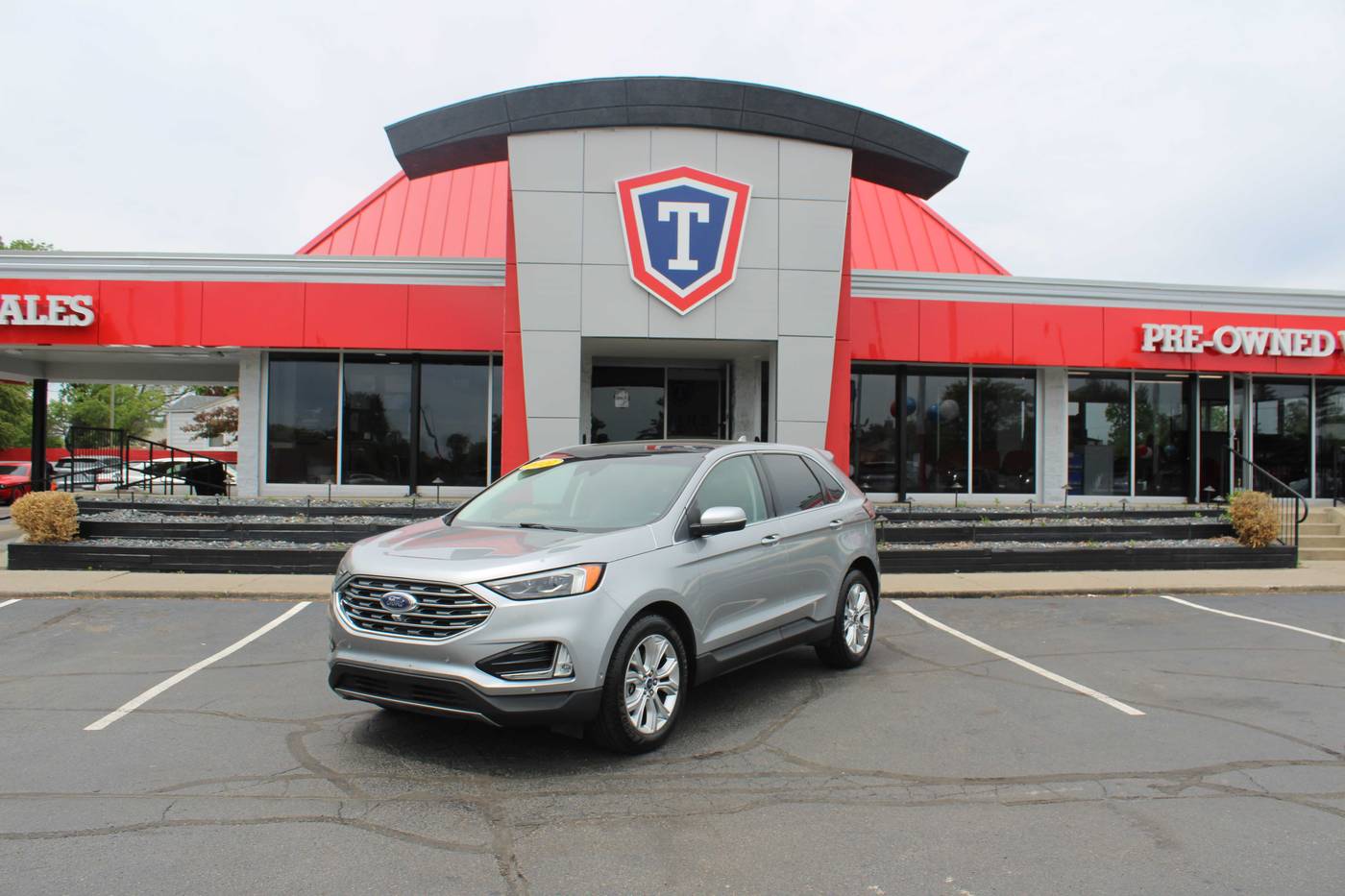 2020 Ford Edge Titanium — SUV — 98,251 mi — Taylor, MI