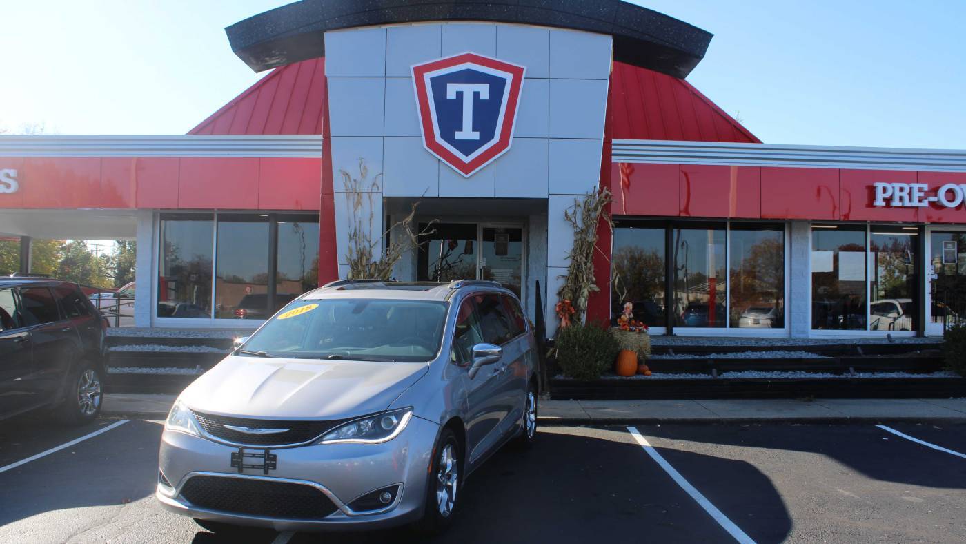 2018 Chrysler Pacifica Limited — Minivan — 99,986 mi — Taylor, MI