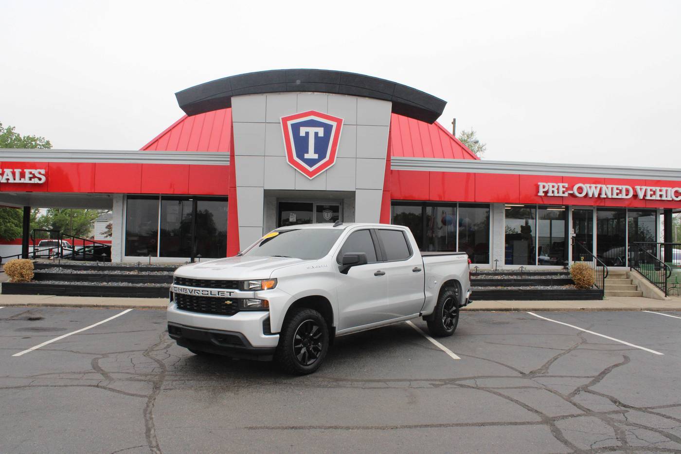 2020 Chevrolet Silverado 1500 Custom — Pickup Truck — 88,134 mi — Taylor, MI