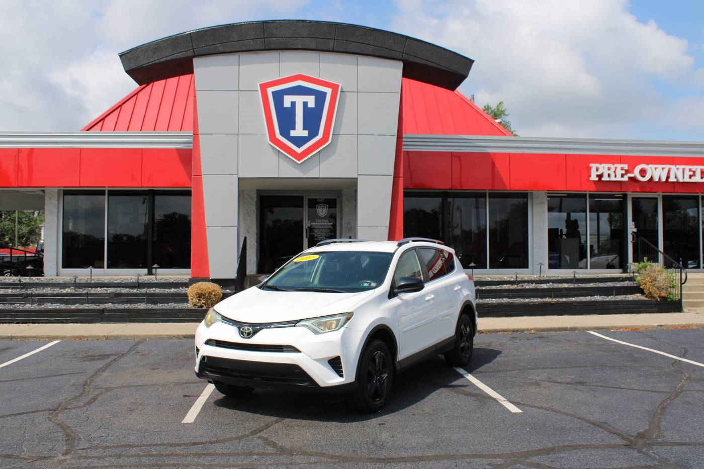 2017 Toyota RAV4 LE — SUV — 147,069 mi — Taylor, MI