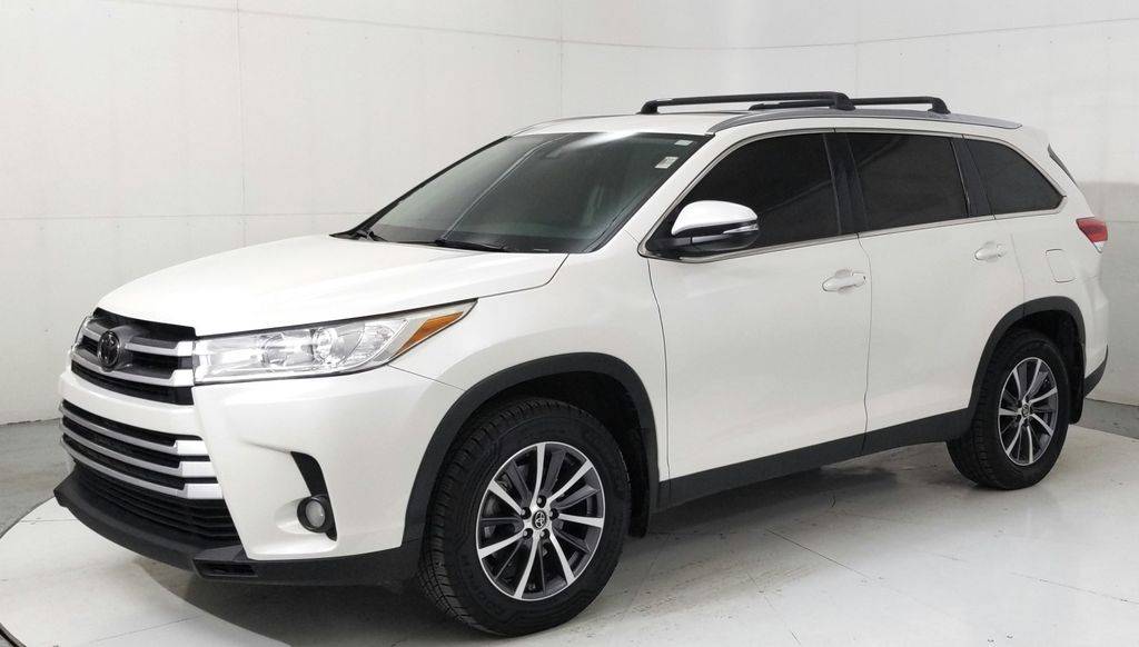 2019 Toyota Highlander XLE — SUV — 98,736 mi — Las Cruces, NM