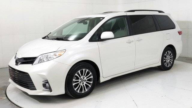 2019 Toyota Sienna XLE — Minivan — 13,166 mi — Las Cruces, NM