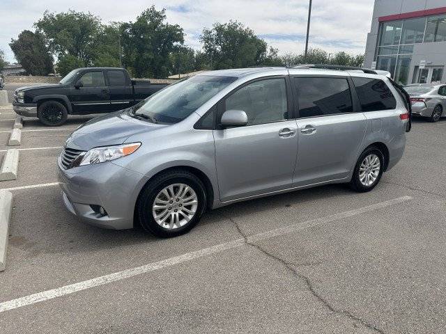 2014 Toyota Sienna XLE — Minivan — 75,602 mi — Las Cruces, NM