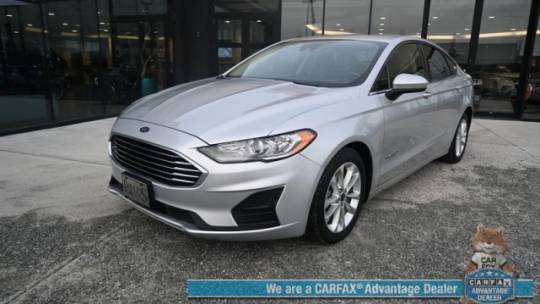 2019 Ford Fusion Hybrid SE — Sedan — 60,385 mi — Anchorage, AK