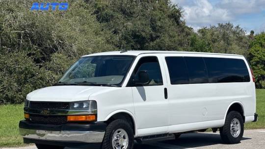 2019 Chevrolet Express Passenger LT — Passenger Van — 69,267 mi — Sarasota, FL