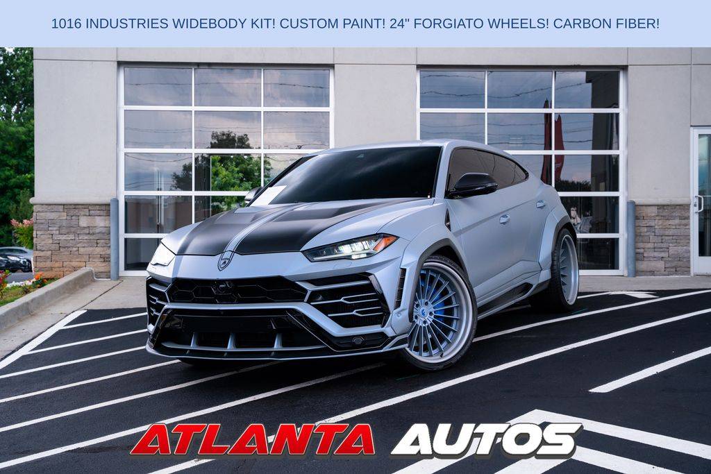 2022 Lamborghini Urus Pearl Capsule