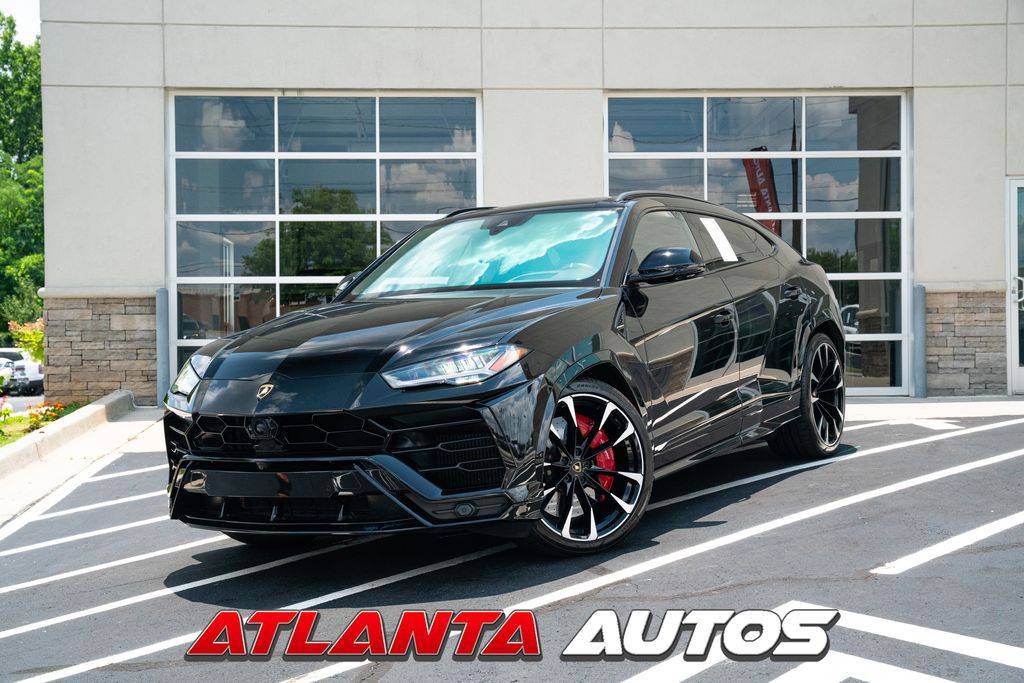 2021 Lamborghini Urus Standard