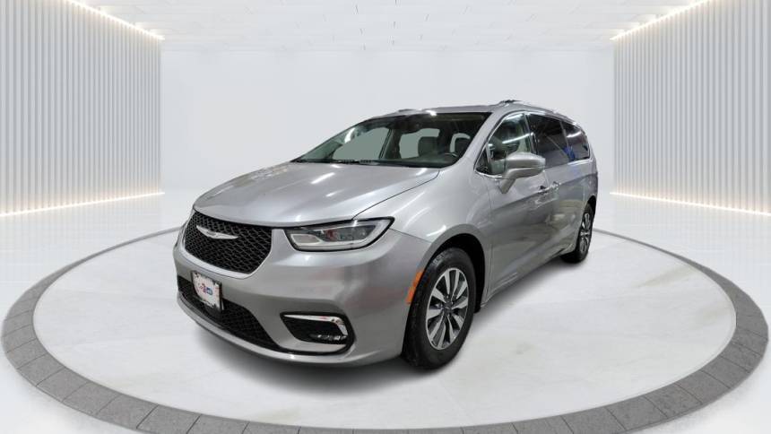 2021 Chrysler Pacifica Touring L — Minivan — 57,520 mi — Springfield Gardens, NY