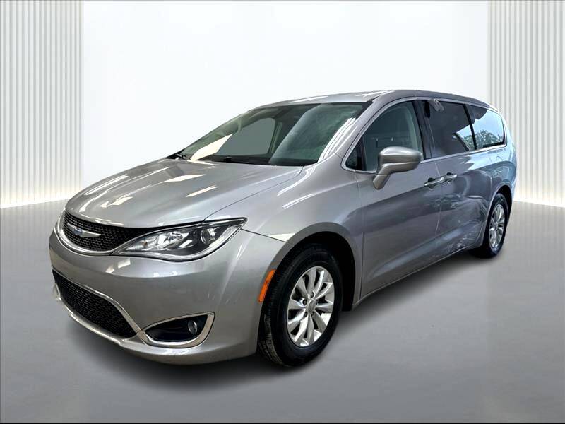 2018 Chrysler Pacifica Touring Plus — Minivan — 89,716 mi — Springfield Gardens, NY
