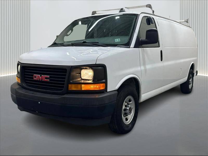 2017 GMC Savana Cargo Van Base — Cargo Van — 133,131 mi — Springfield Gardens, NY