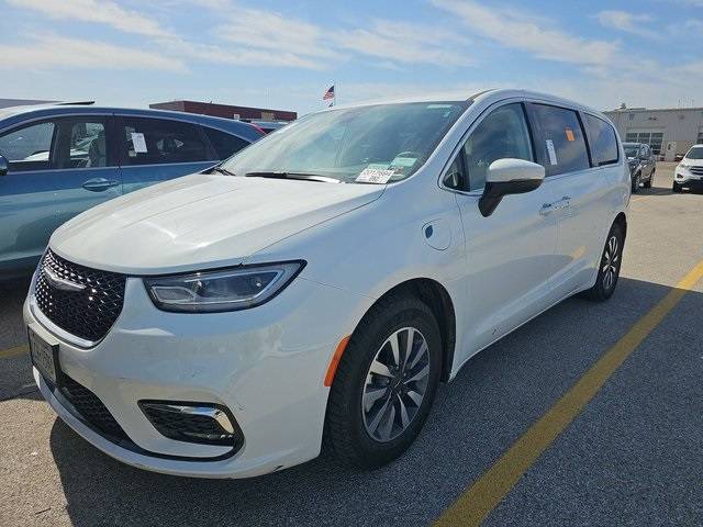 2023 Chrysler Pacifica Hybrid Touring L — Minivan — 56,345 mi — Plantation, FL