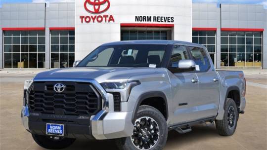 2025 Toyota Tundra SR5 — Pickup Truck — 10 mi — Dallas, TX