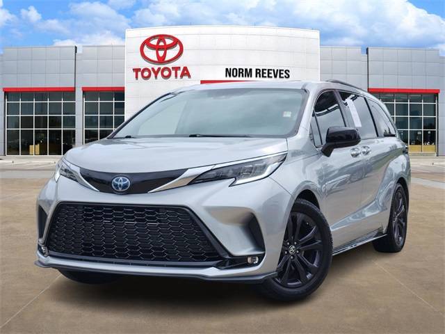 2022 Toyota Sienna XSE — Minivan — 49,643 mi — Dallas, TX