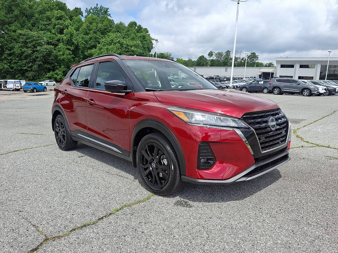 2024 Nissan Kicks SR — SUV — 2,881 mi — High Point, NC