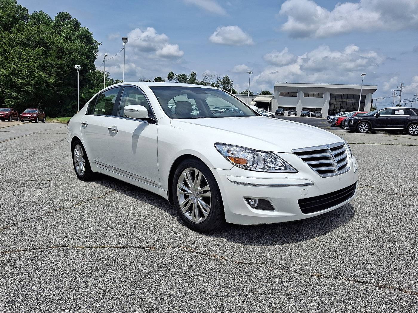 2010 Hyundai Genesis 4.6 — Sedan — 109,975 mi — High Point, NC
