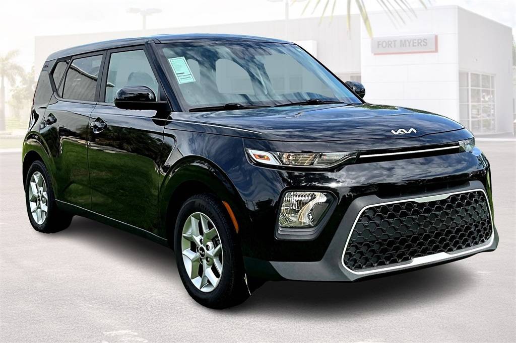 2022 Kia Soul LX — Hatchback — 58,513 mi — Fort Myers, FL