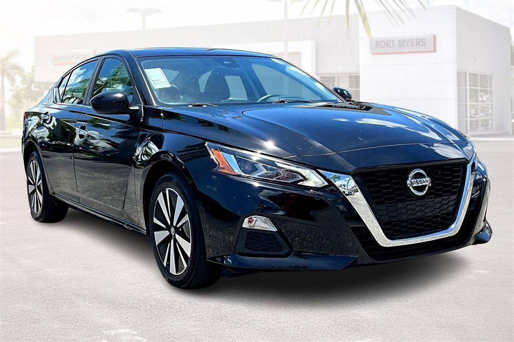 2022 Nissan Altima SV — Sedan — 31,445 mi — Fort Myers, FL