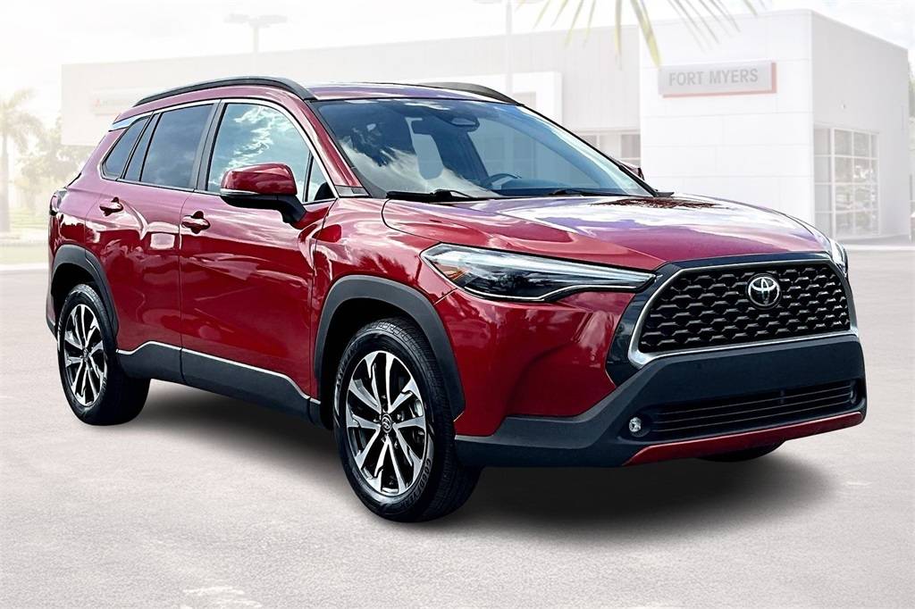 2024 Toyota Corolla Cross XLE — SUV — 34,190 mi — Fort Myers, FL