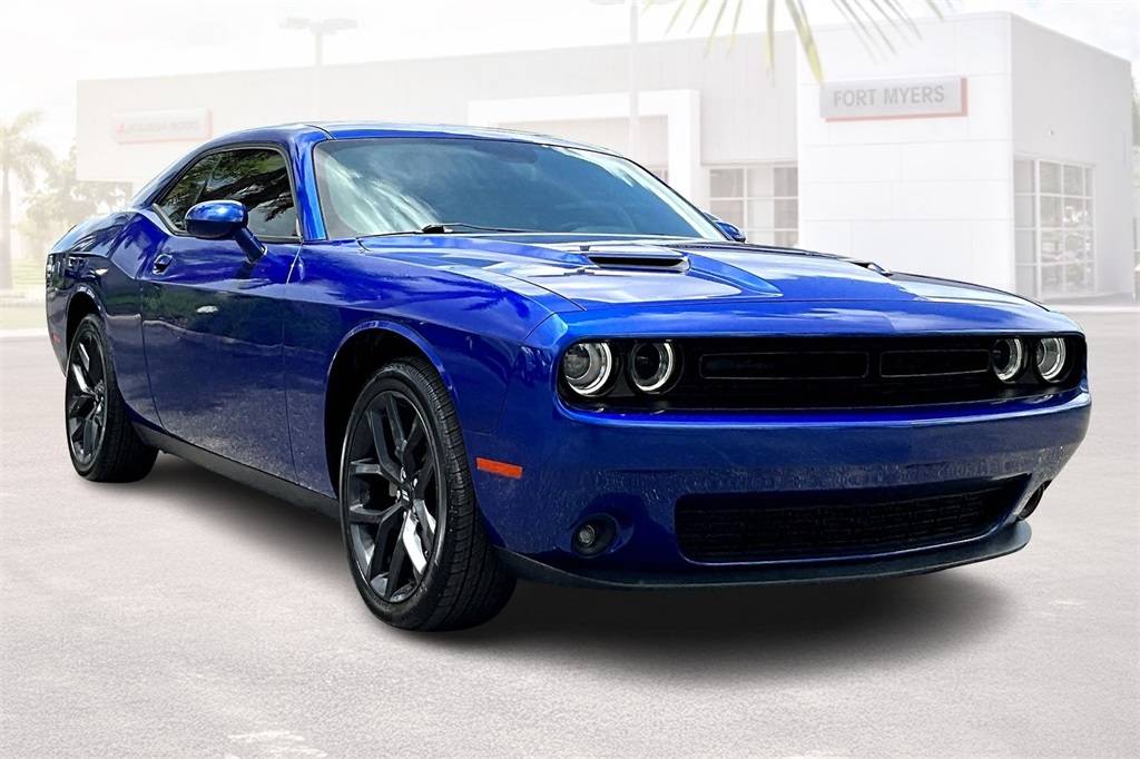 2022 Dodge Challenger SXT — Coupe — 25,639 mi — Fort Myers, FL
