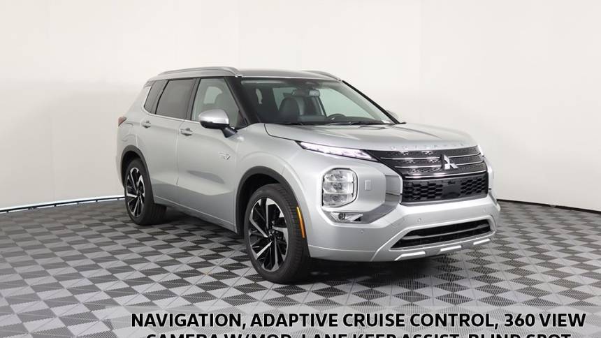 2023 Mitsubishi Outlander Plug-In Hybrid SEL — SUV — 9,658 mi — Fort Myers, FL
