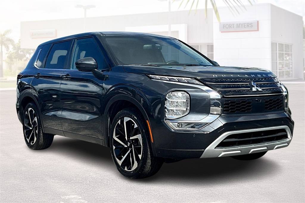 2024 Mitsubishi Outlander SE — SUV — 55,266 mi — Fort Myers, FL
