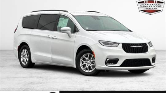 2022 Chrysler Pacifica Touring L — Minivan — 60,438 mi — Vallejo, CA