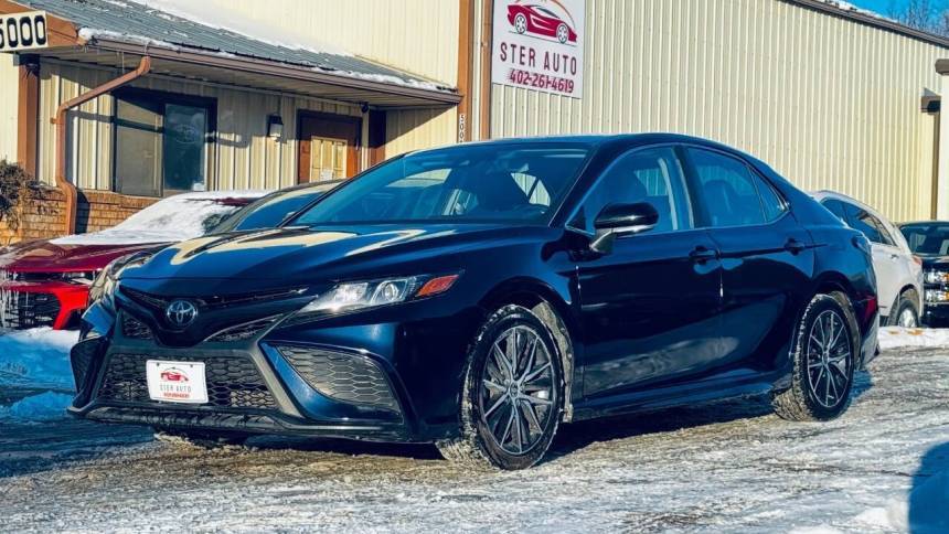 2022 Toyota Camry SE — Sedan — 67,525 mi — Lincoln, NE