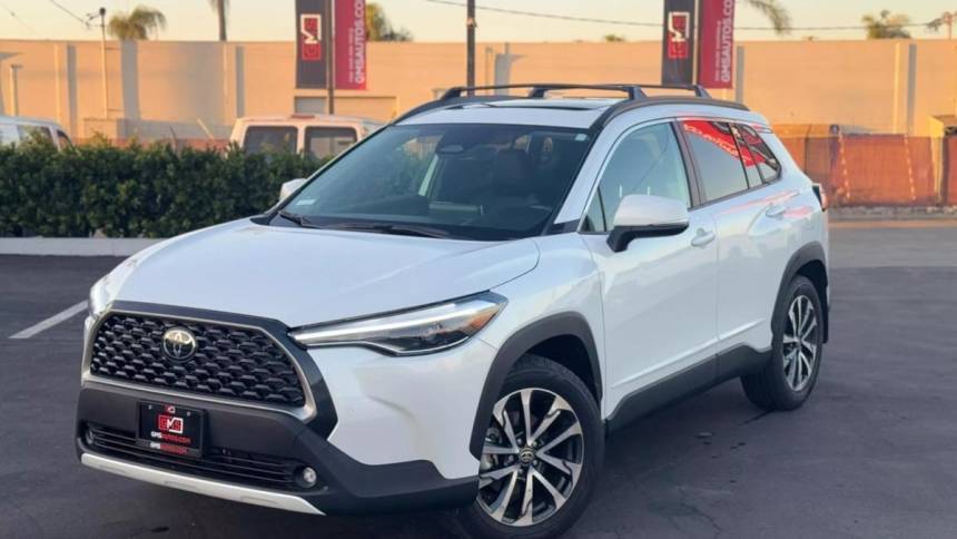 2024 Toyota Corolla Cross XLE — SUV — 9,208 mi — Placentia, CA