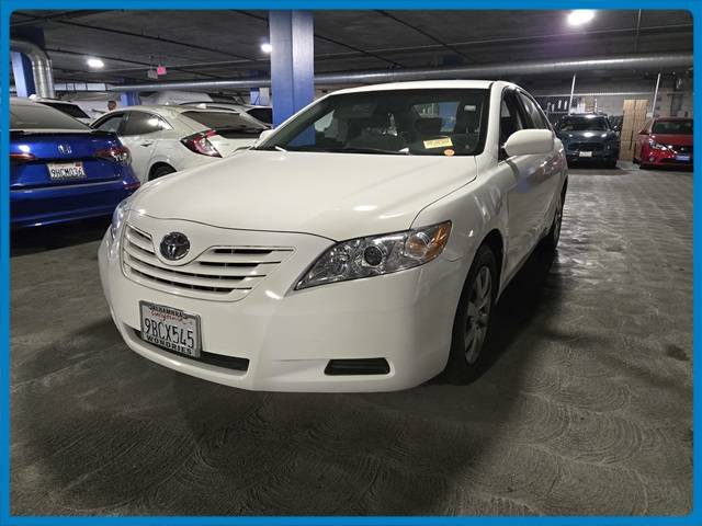 2009 Toyota Camry LE — Sedan — 134,382 mi — Los Angeles, CA