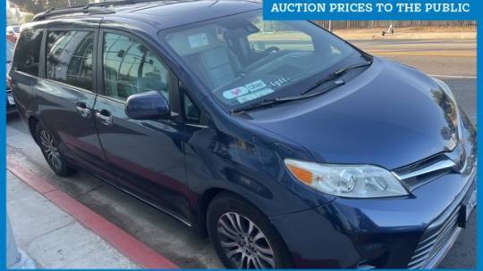 2018 Toyota Sienna XLE — Minivan — 221,995 mi — Los Angeles, CA
