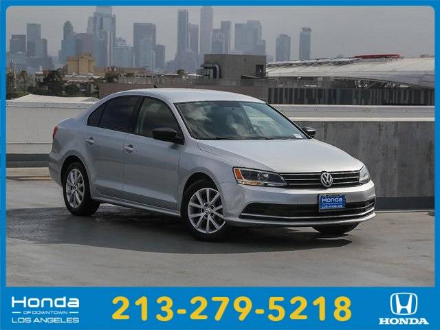2015 Volkswagen Jetta 1.8T SE — Sedan — 114,965 mi — Los Angeles, CA