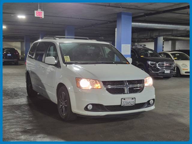 2017 Dodge Grand Caravan SXT — Minivan — 113,371 mi — Los Angeles, CA