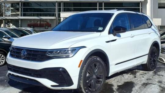 2022 Volkswagen Tiguan SE R-Line Black — SUV — 43,786 mi — Summit, NJ