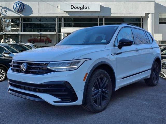 2022 Volkswagen Tiguan SE R-Line Black — SUV — 28,529 mi — Summit, NJ