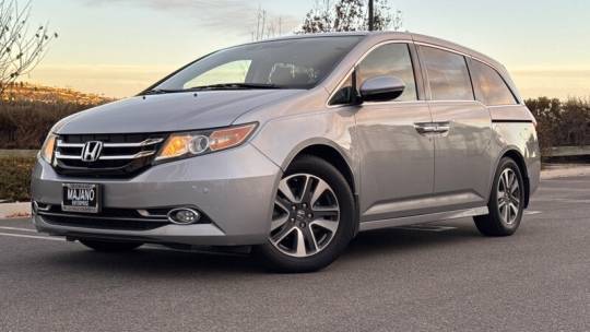 2016 Honda Odyssey Touring Elite — Minivan — 76,250 mi — San Clemente, CA
