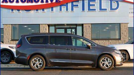 2022 Chrysler Pacifica Limited — Minivan — 64,821 mi — Northfield, MN