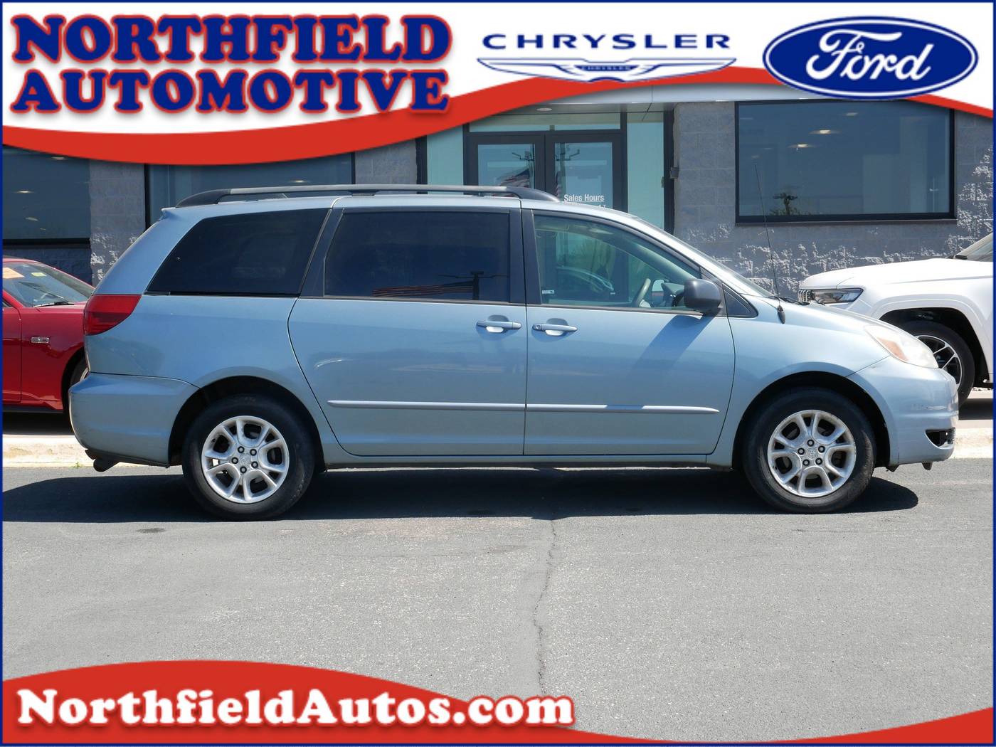 2005 Toyota Sienna LE — Minivan — 142,205 mi — Northfield, MN